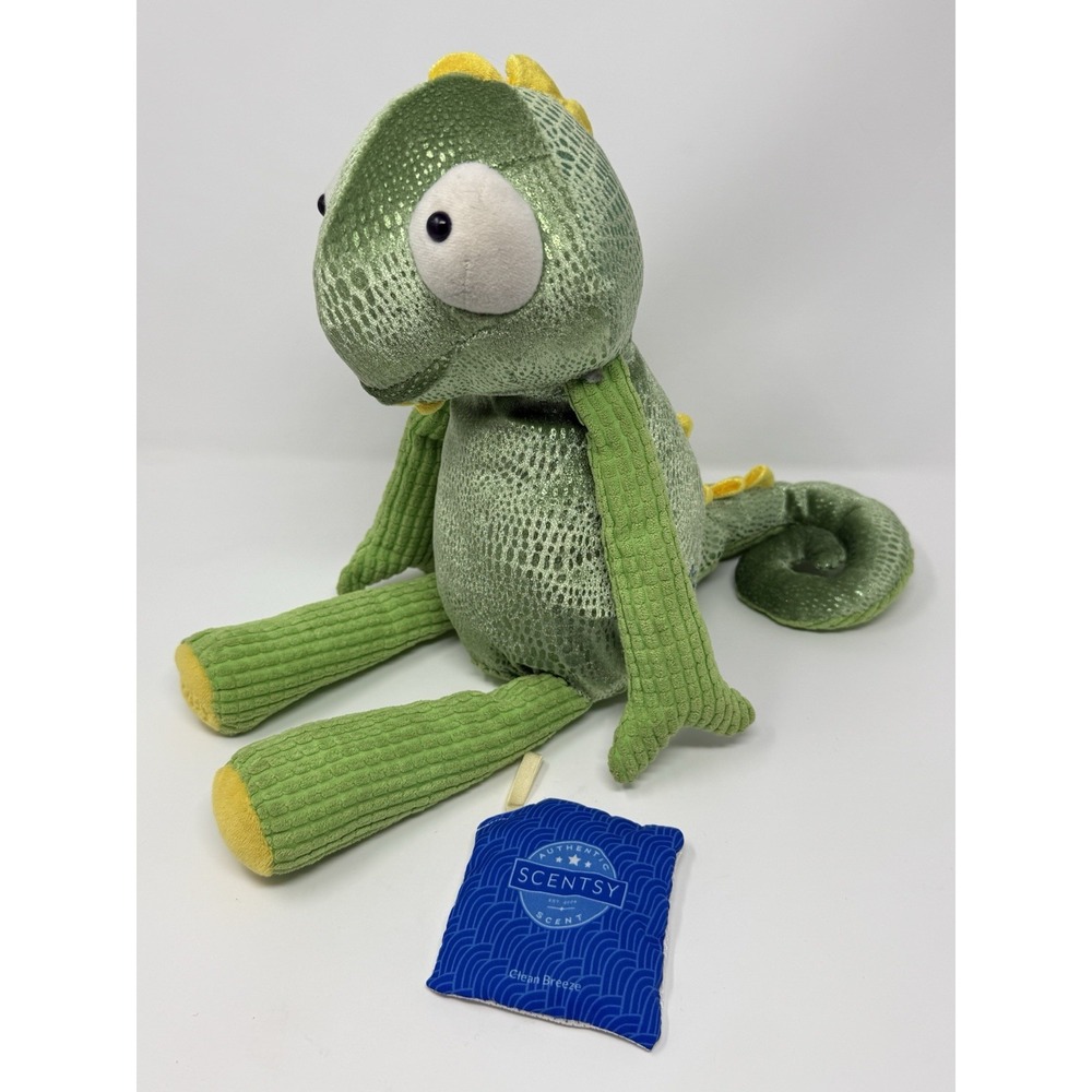 Retired 2016 Carl Chameleon Green Plush Shiny Lizard Scentsy Buddy w/ Scent Pack